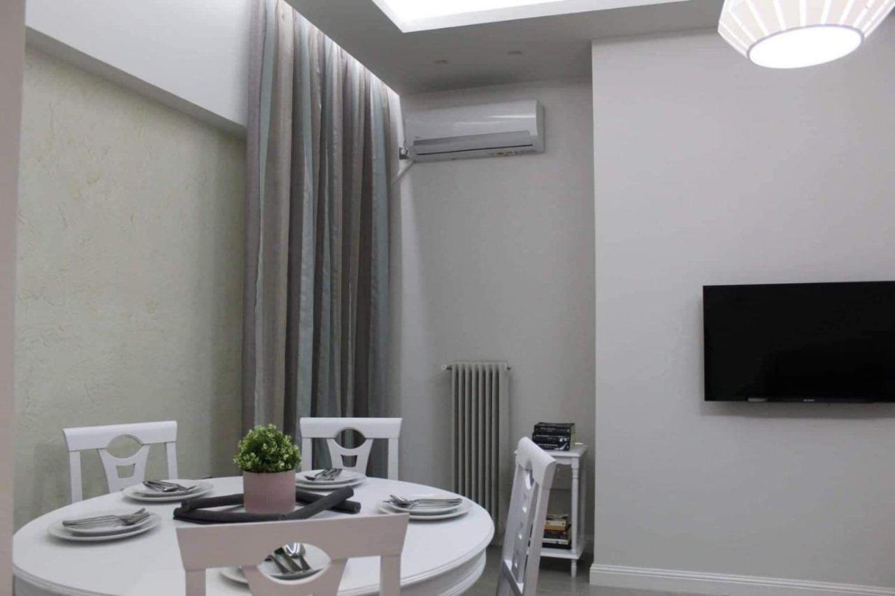 Athens Centre Chic Apartment ภายนอก รูปภาพ